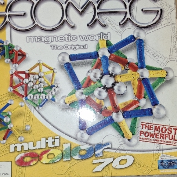 💚$12 Multicolor Magnetic Set - Picture 1 of 1